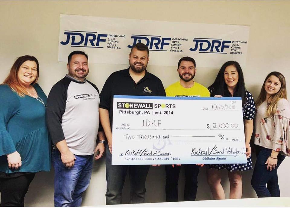 COLLABORATIVE SUMMER/FALL PARTY RAISES $2,000 FOR JDRF